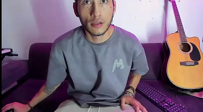 Henrikk senn online show from December 12, 2024, 9:30 am