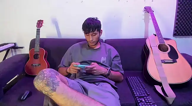 Henrikk senn online show from December 4, 2024, 10:29 am