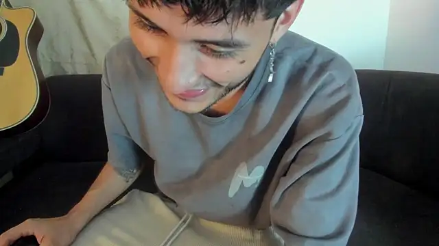 Henrikk senn online show from September 30, 2025, 12:49 am