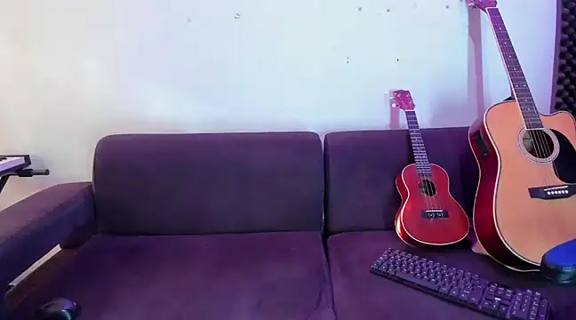 Henrikk senn online show from December 11, 2024, 12:34 pm