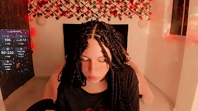 Lilith Miller21 online show from October 12, 2025, 7:26 pm