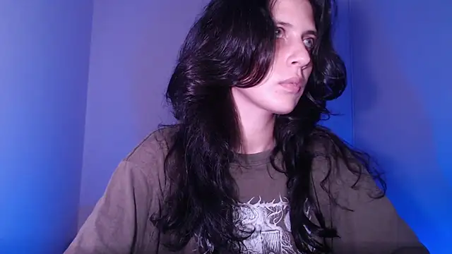 bellatrix25 online show from May 11, 2026, 6:27 pm