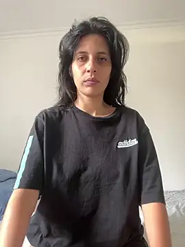 bellatrix25 online show from February 10, 2026, 6:51 pm