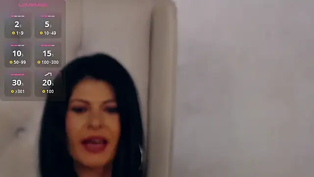 RosalieNorman online show from November 12, 2025, 2:10 pm