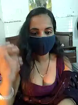 Snapshot of Nehubhabhi26 chatting on February 3, 2025, 5:14 pm Nehubhabhi26 online show from February 3, 2025, 5:14 pm