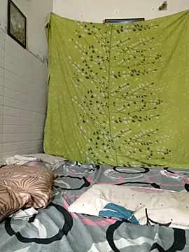 Snapshot of Nehubhabhi26 chatting on November 3, 2025, 4:28 am Nehubhabhi26 online show from November 3, 2025, 4:28 am