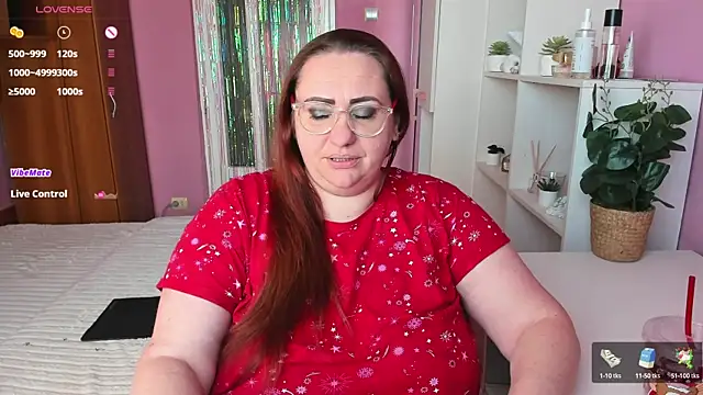 Snapshot of lovely_adelle chatting on March 9, 2025, 12:53 pm lovely adelle online show from March 9, 2025, 12:53 pm