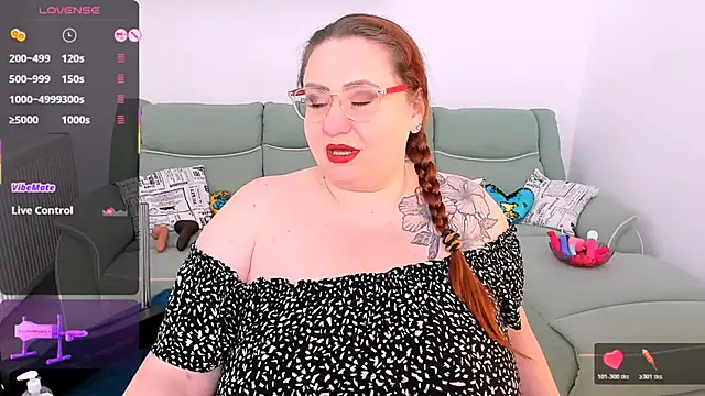 lovely adelle online show from April 25, 2026, 7:22 am