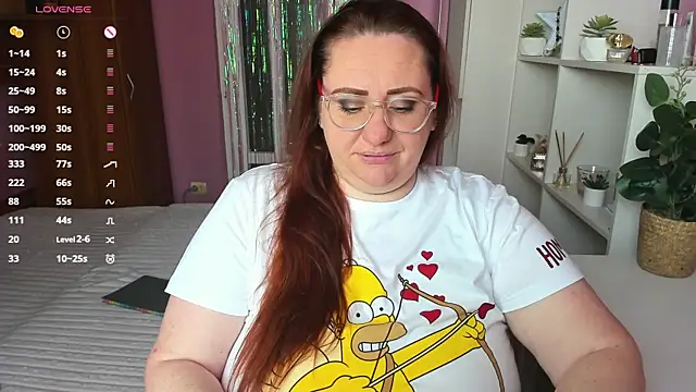 Snapshot of lovely_adelle chatting on February 18, 2025, 8:38 am lovely adelle online show from February 18, 2025, 8:38 am