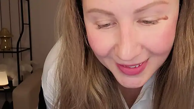 Helens love online show from October 9, 2025, 2:23 am