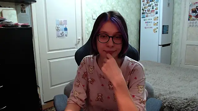 Snapshot of YummyGiirl chatting on December 30, 2024, 4:29 pm YummyGiirl online show from December 30, 2024, 4:29 pm