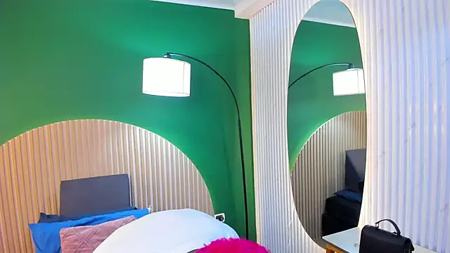 amber-hill online show from March 23, 2026, 12:27 pm