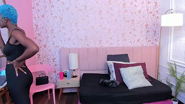 amber-hill online show from March 12, 2026, 12:09 pm