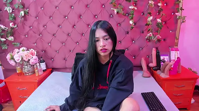 Mariana Prin online show from November 29, 2025, 2:44 am