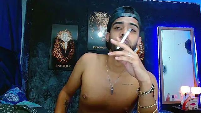 Snapshot of ryanse_hot chatting on November 14, 2025, 6:33 pm ryanse hot online show from November 14, 2025, 6:33 pm