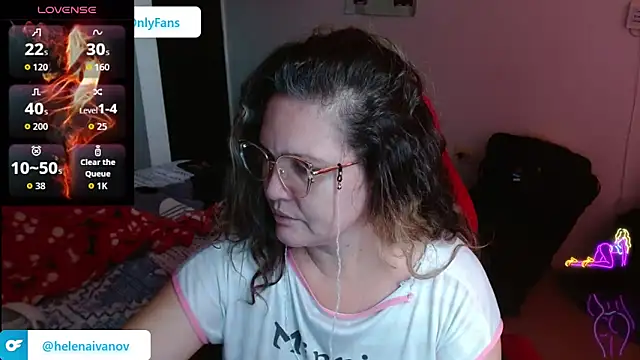 Snapshot of helenca43 chatting on October 3, 2025, 12:28 pm helenca43 online show from October 3, 2025, 12:28 pm