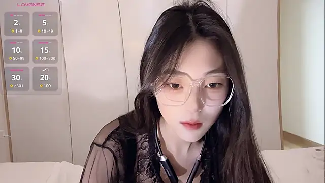 Snapshot of Sweet-Angel999 chatting on January 26, 2025, 2:30 pm Sweet-Angel999 online show from January 26, 2025, 2:30 pm