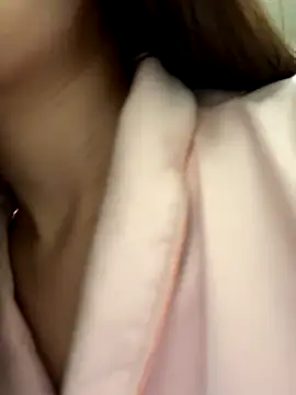 Snapshot of Sweet-Angel999 chatting on October 25, 2025, 1:45 pm Sweet-Angel999 online show from October 25, 2025, 1:45 pm