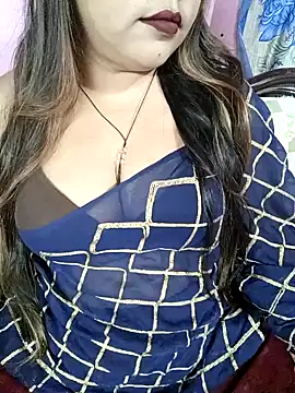 Snapshot of Beautyy38 chatting on February 9, 2025, 11:47 am Beautyy38 online show from February 9, 2025, 11:47 am
