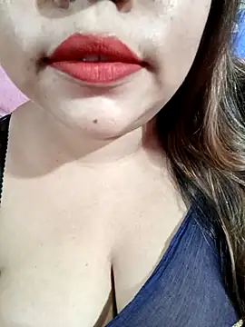 Snapshot of Beautyy38 chatting on October 14, 2025, 10:49 am Beautyy38 online show from October 14, 2025, 10:49 am