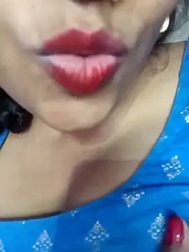 Snapshot of Wifesuman40 chatting on December 16, 2024, 8:20 am Wifesuman40 online show from December 16, 2024, 8:20 am