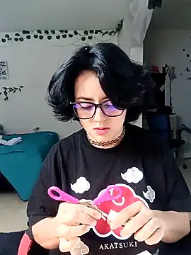 Snapshot of Lin-cute chatting on January 31, 2025, 9:59 am Lin-cute online show from January 31, 2025, 9:59 am