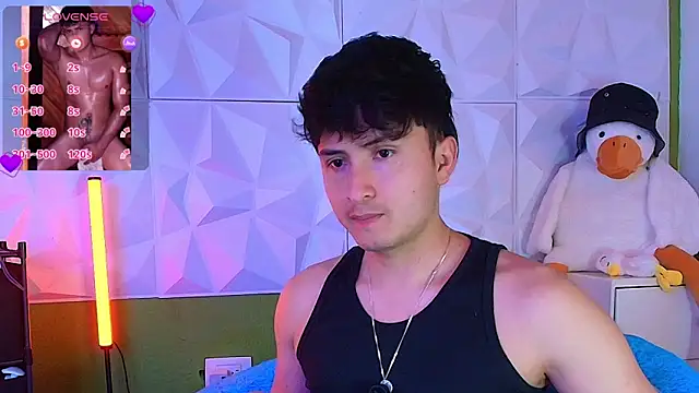 santyago taylor online show from October 7, 2025, 6:53 pm