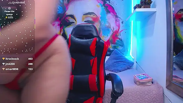 cristal horny19 online show from January 18, 2026, 10:07 am