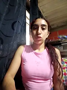 Snapshot of ifeelverywet_andhot chatting on February 5, 2025, 1:22 pm ifeelverywet andhot online show from February 5, 2025, 1:22 pm