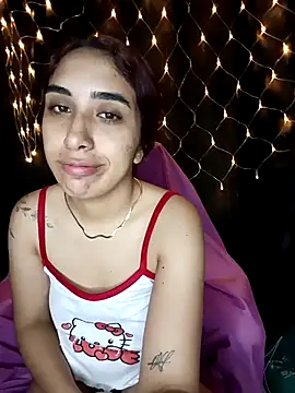 Snapshot of ifeelverywet_andhot chatting on November 18, 2025, 6:28 am ifeelverywet andhot online show from November 18, 2025, 6:28 am