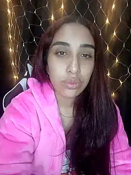 Snapshot of ifeelverywet_andhot chatting on September 28, 2025, 4:52 am ifeelverywet andhot online show from September 28, 2025, 4:52 am