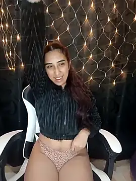 Snapshot of ifeelverywet_andhot chatting on September 29, 2025, 2:55 pm ifeelverywet andhot online show from September 29, 2025, 2:55 pm