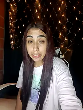 Snapshot of ifeelverywet_andhot chatting on November 7, 2025, 5:56 am ifeelverywet andhot online show from November 7, 2025, 5:56 am