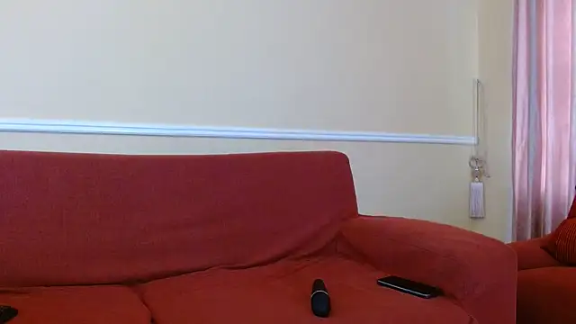 kittydollyx02 online show from March 12, 2025, 1:08 pm