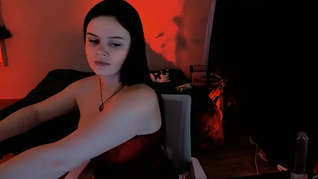 Lora Cain online show from May 29, 2026, 12:44 pm