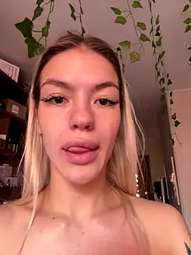 Snapshot of -Sexy_Barbie- chatting on October 7, 2025, 3:07 am -Sexy Barbie- online show from October 7, 2025, 3:07 am