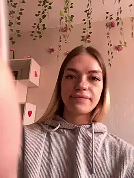 Snapshot of -Sexy_Barbie- chatting on March 12, 2025, 6:18 am -Sexy Barbie- online show from March 12, 2025, 6:18 am