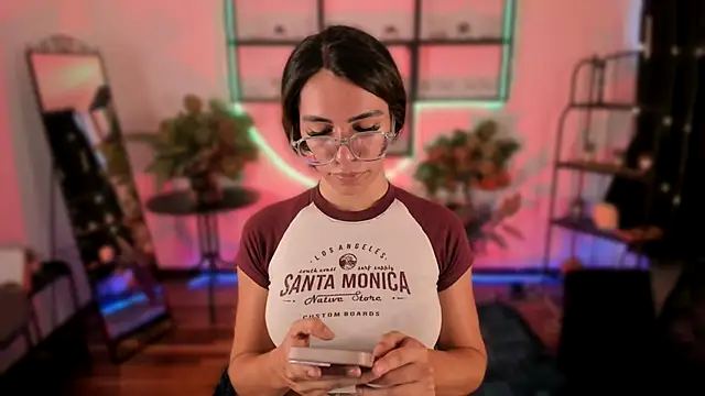 electra goddes online show from November 10, 2025, 10:26 pm