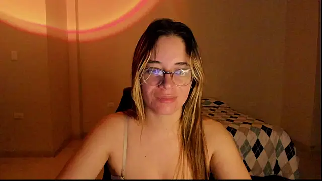 atenas 05  online show from October 10, 2025, 9:21 am