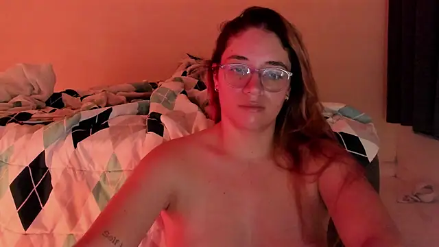Snapshot of atenas_05_ chatting on May 14, 2026, 9:28 am atenas 05 online show from May 14, 2026, 9:28 am