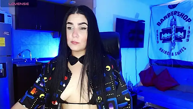 BABYFANTASY 1 online show from March 12, 2025, 8:20 pm