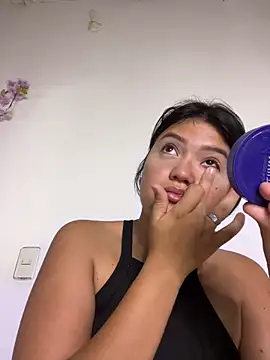 alisson carolina73 online show from May 29, 2026, 1:11 am