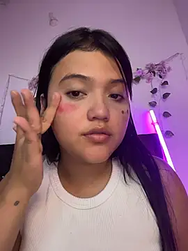 alisson carolina73 online show from February 19, 2026, 1:57 am