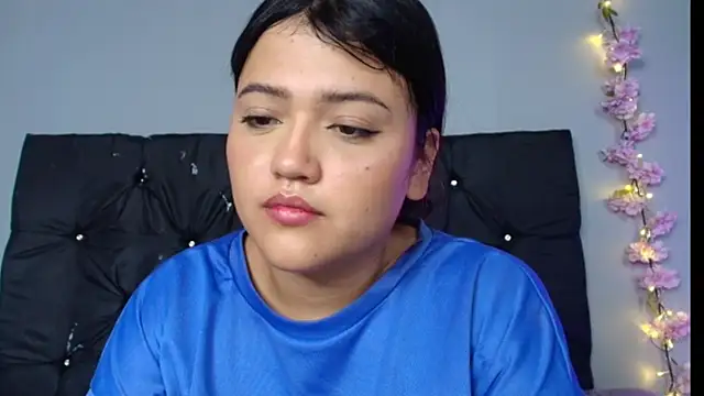 alisson carolina73 online show from July 26, 2026, 10:05 pm