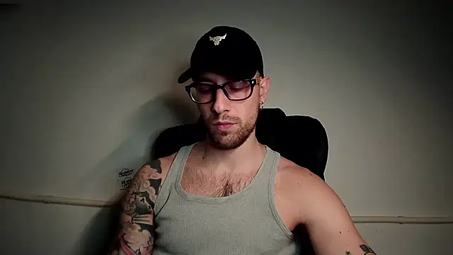 Snapshot of mikealcorleone chatting on March 7, 2025, 8:11 pm mikealcorleone online show from March 7, 2025, 8:11 pm