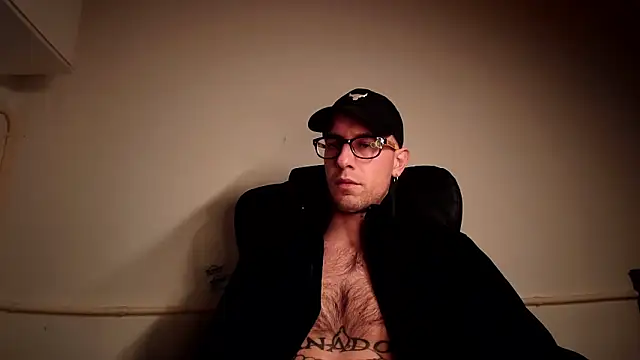 Snapshot of mikealcorleone chatting on February 23, 2025, 11:14 pm mikealcorleone online show from February 23, 2025, 11:14 pm