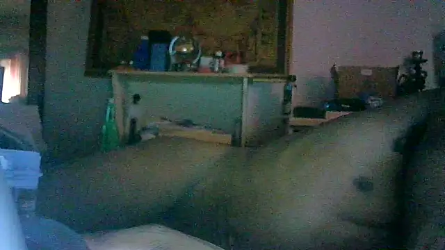 Snapshot of DI4MOND_FIR3 chatting on October 4, 2025, 10:11 pm DI4MOND FIR3 online show from October 4, 2025, 10:11 pm