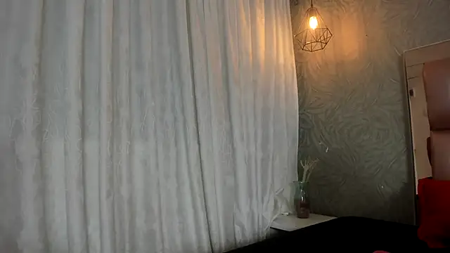 KOURTNEY-- online show from November 7, 2025, 2:27 am