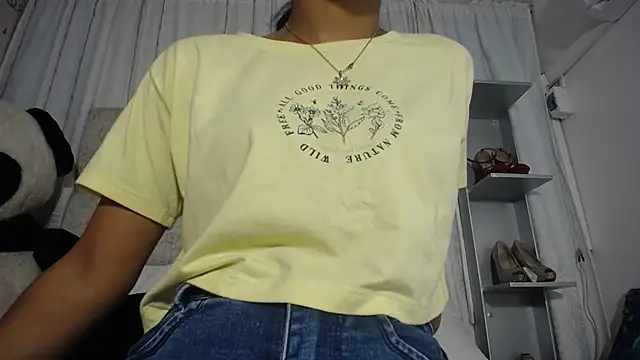 KOURTNEY-- online show from September 10, 2025, 1:48 am