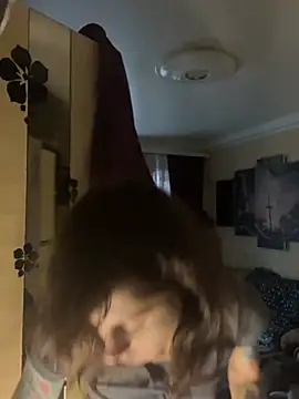 Snapshot of BroadFantasy chatting on February 13, 2026, 2:28 pm BroadFantasy online show from February 13, 2026, 2:28 pm